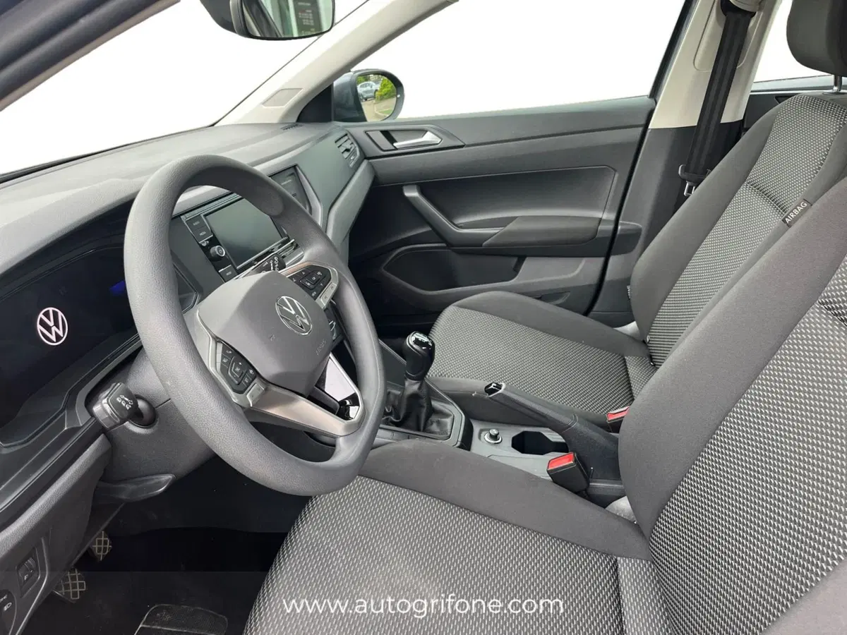 Volkswagen Taigo usata a Modena (9)