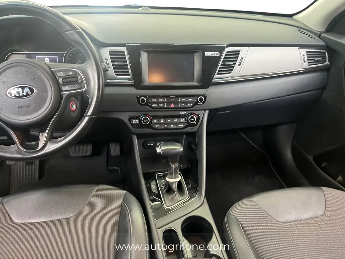 Kia Niro usata a Modena (11)