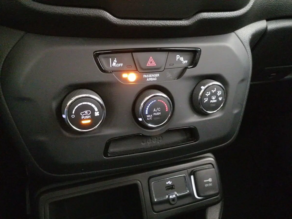 Jeep Renegade usata a Roma (14)