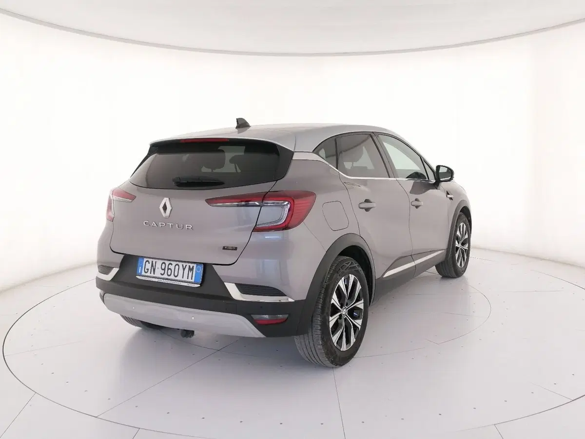 Renault Captur usata a Roma (2)