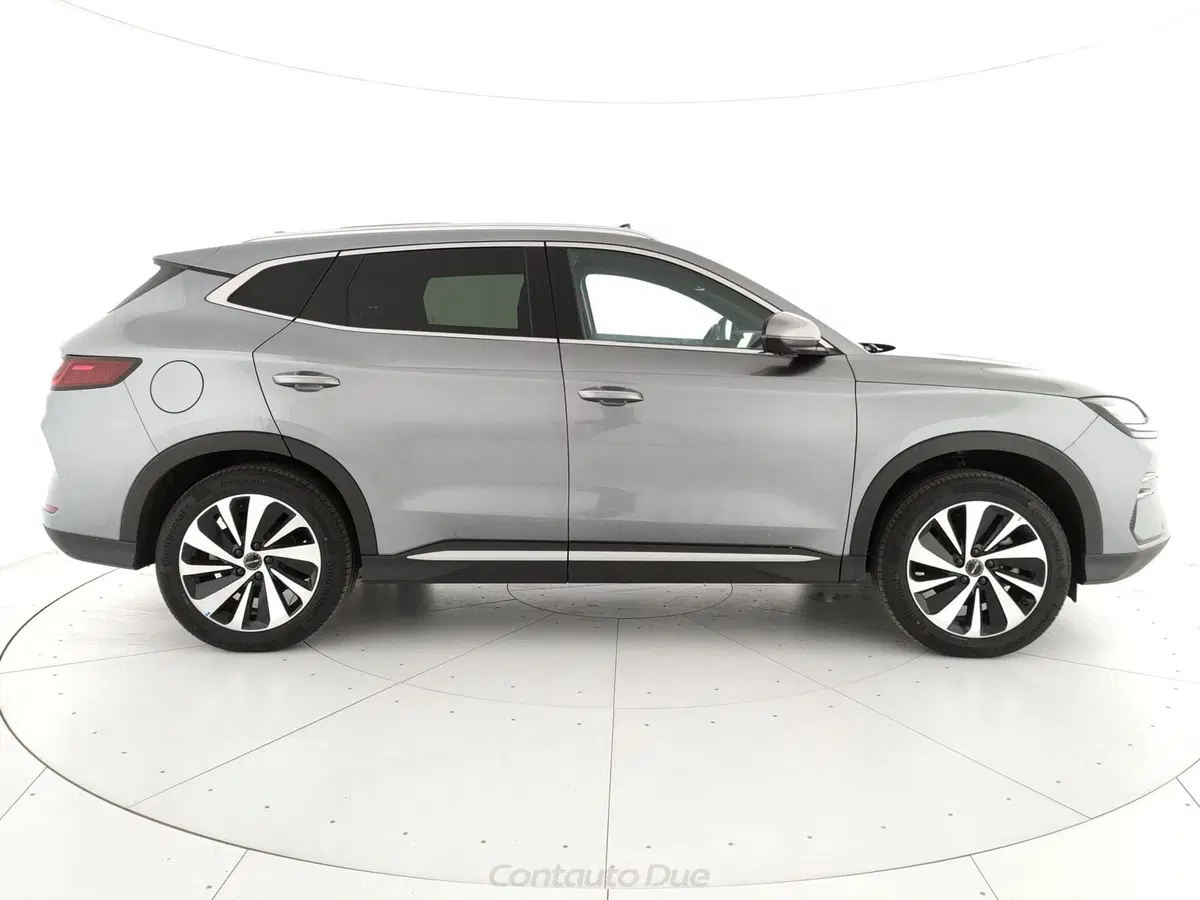 Byd Seal U DM-i  usata a Caserta (4)