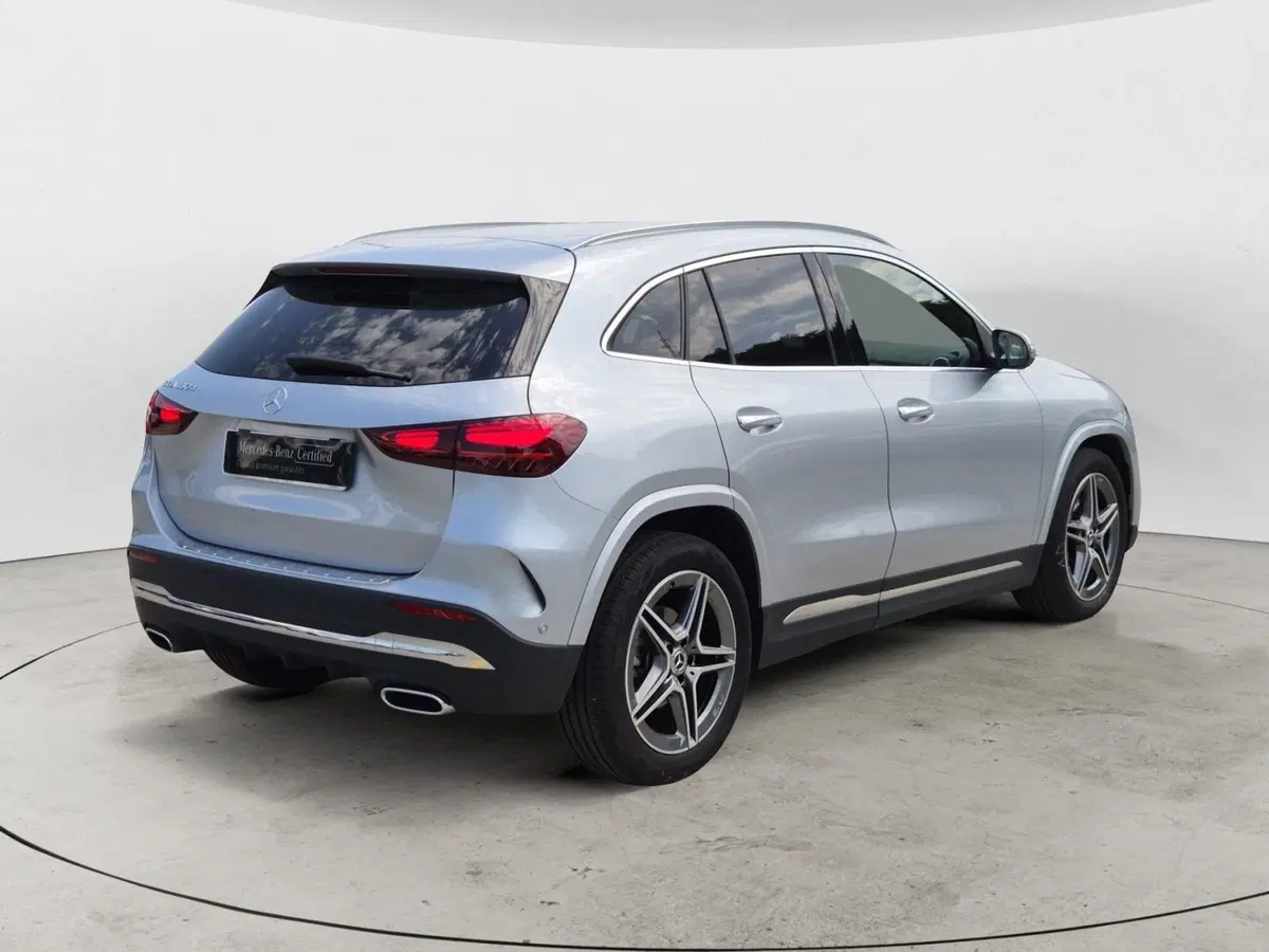 Mercedes-Benz GLA SUV usata  (4)