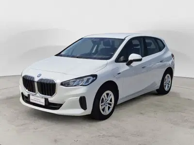 BMW Serie 2 Active Tourer 225e  xdrive auto del 2022 usata