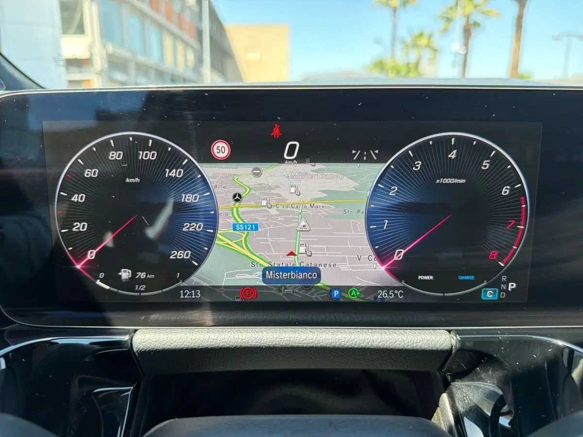 Mercedes-Benz GLA SUV usata a Siracusa (8)