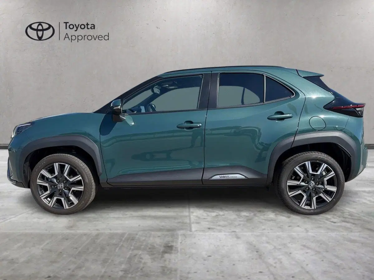 Toyota Yaris Cross nuova a Siracusa (3)