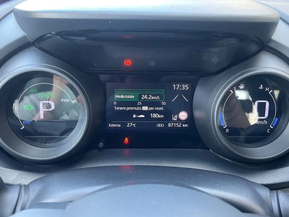 Toyota Yaris Cross usata a Ragusa (9)
