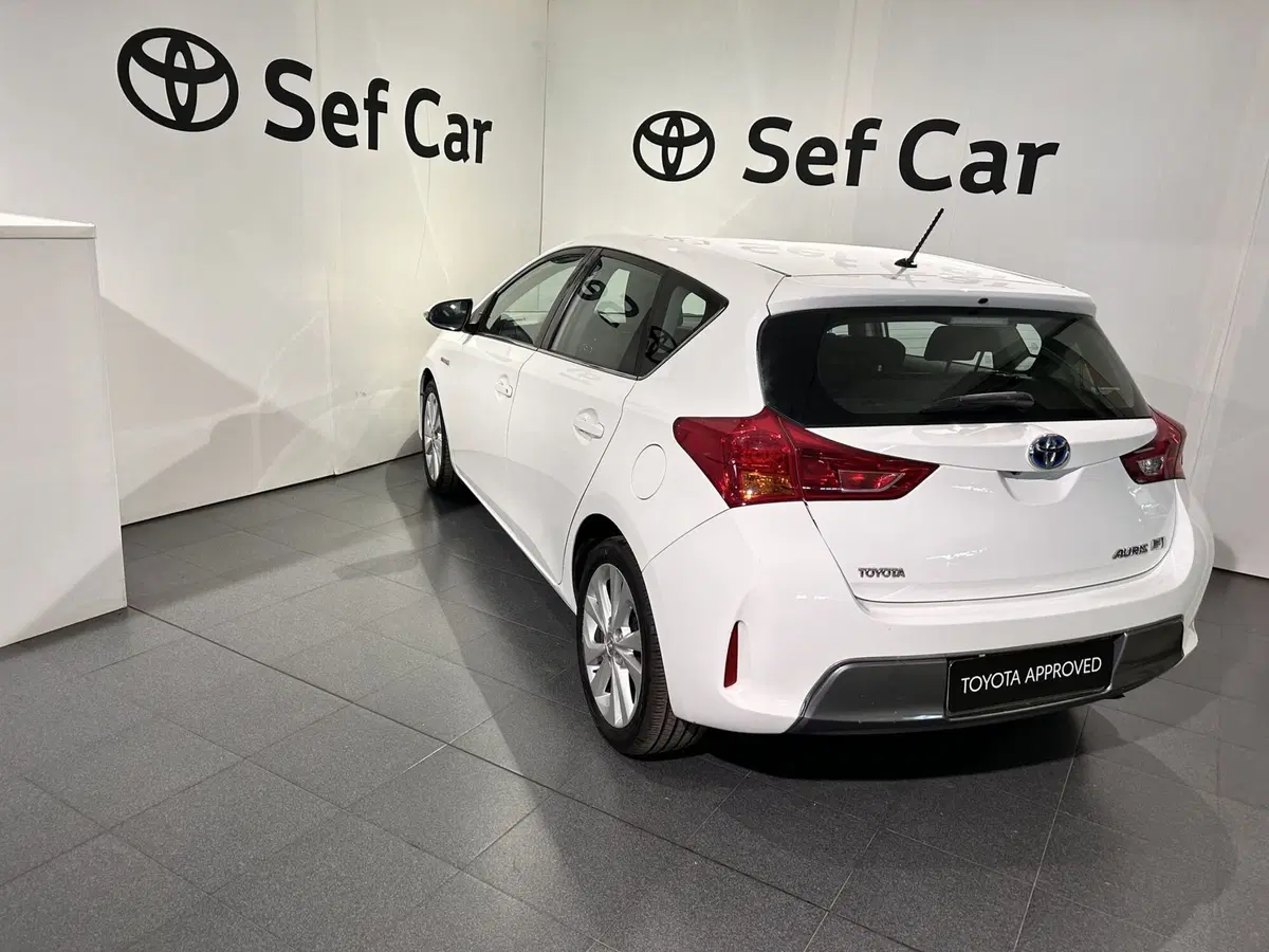 Toyota Auris usata a Milano (3)