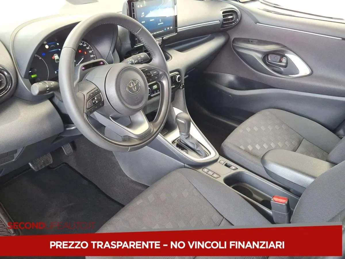 Toyota Yaris Cross nuova a Campobasso (12)