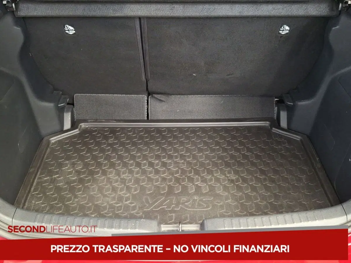 Toyota Yaris usata a Roma (15)