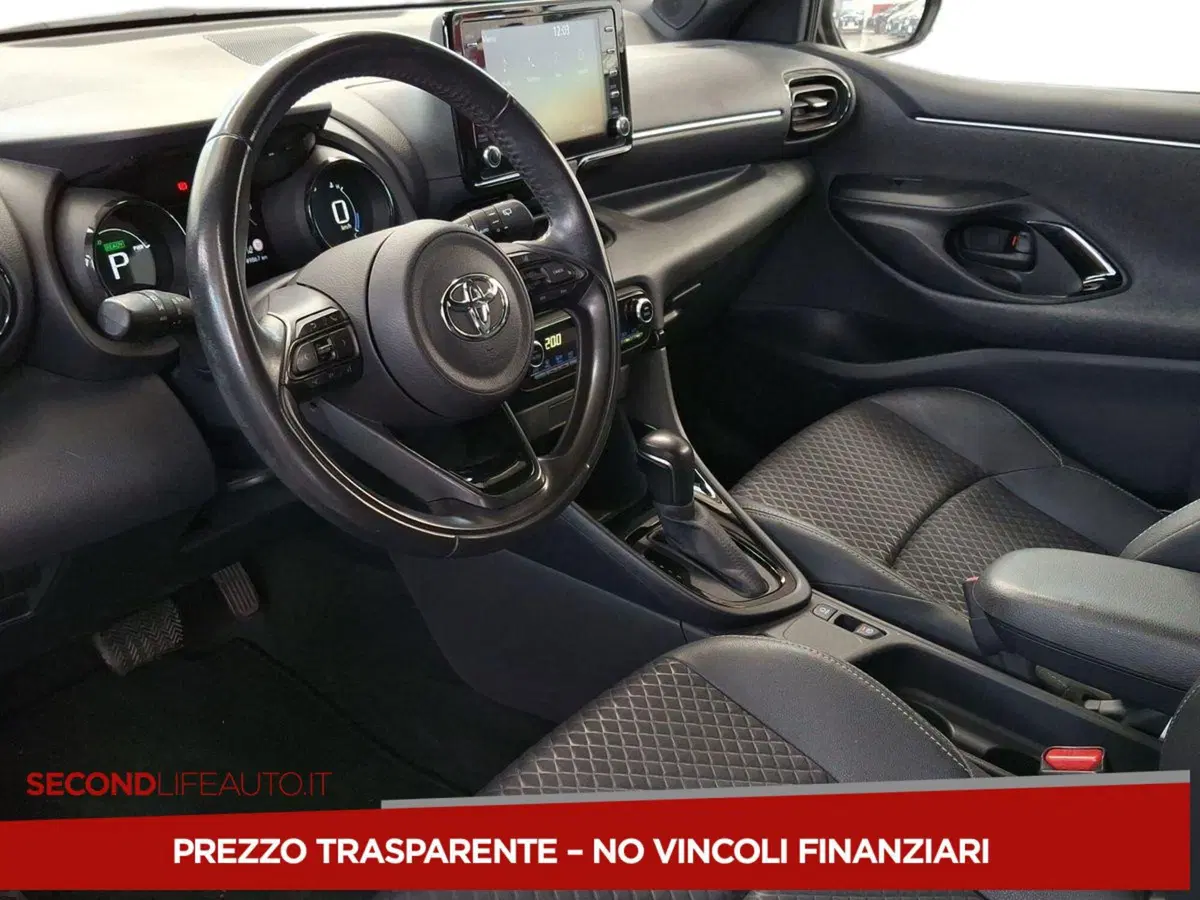 Toyota Yaris usata a Roma (16)