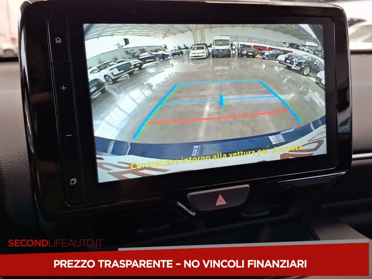 Toyota Yaris Cross nuova a Chieti (13)