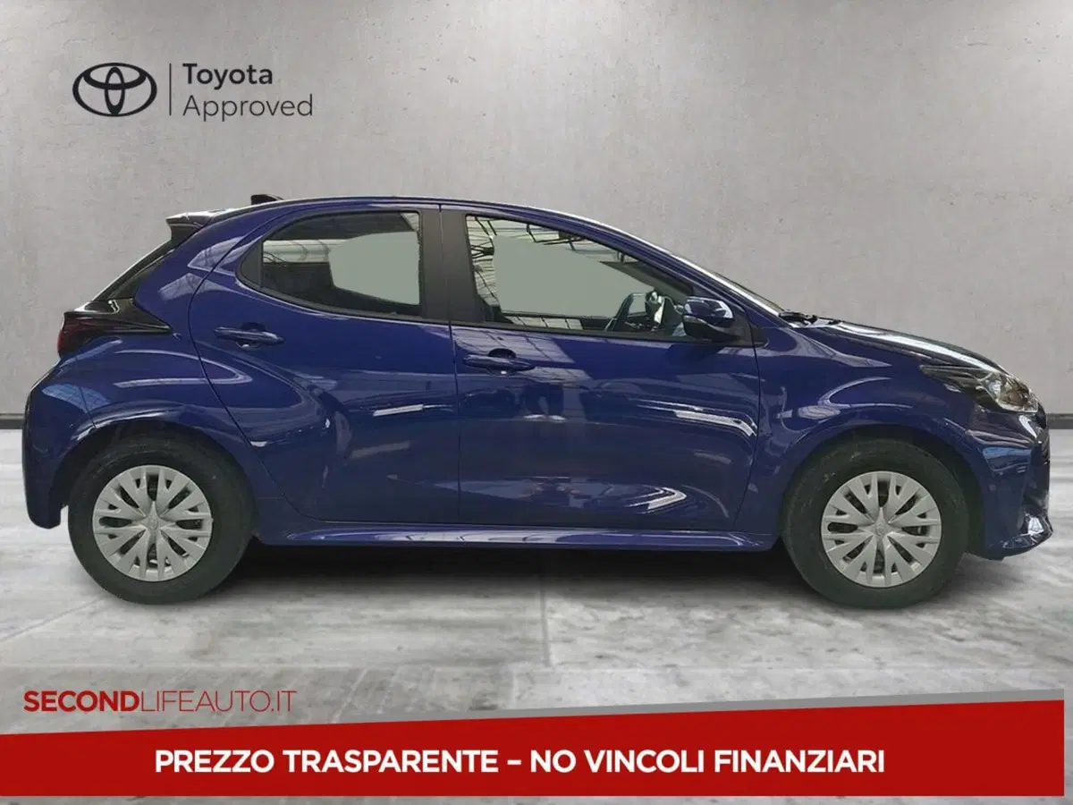 Toyota Yaris Cross nuova a Chieti (3)