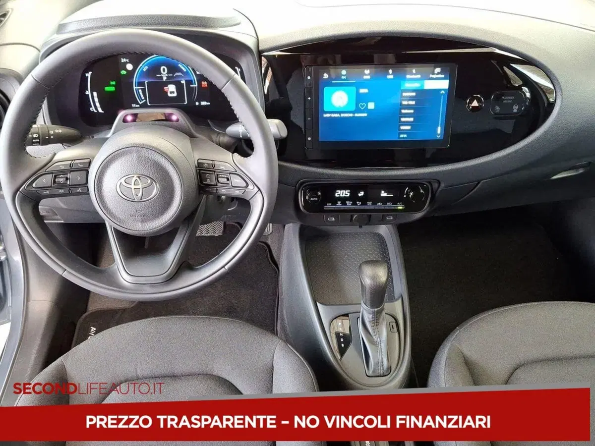 Toyota Aygo X nuova a Chieti (19)