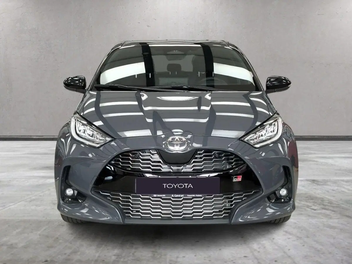 Toyota Yaris GR Sport usata a Roma (10)