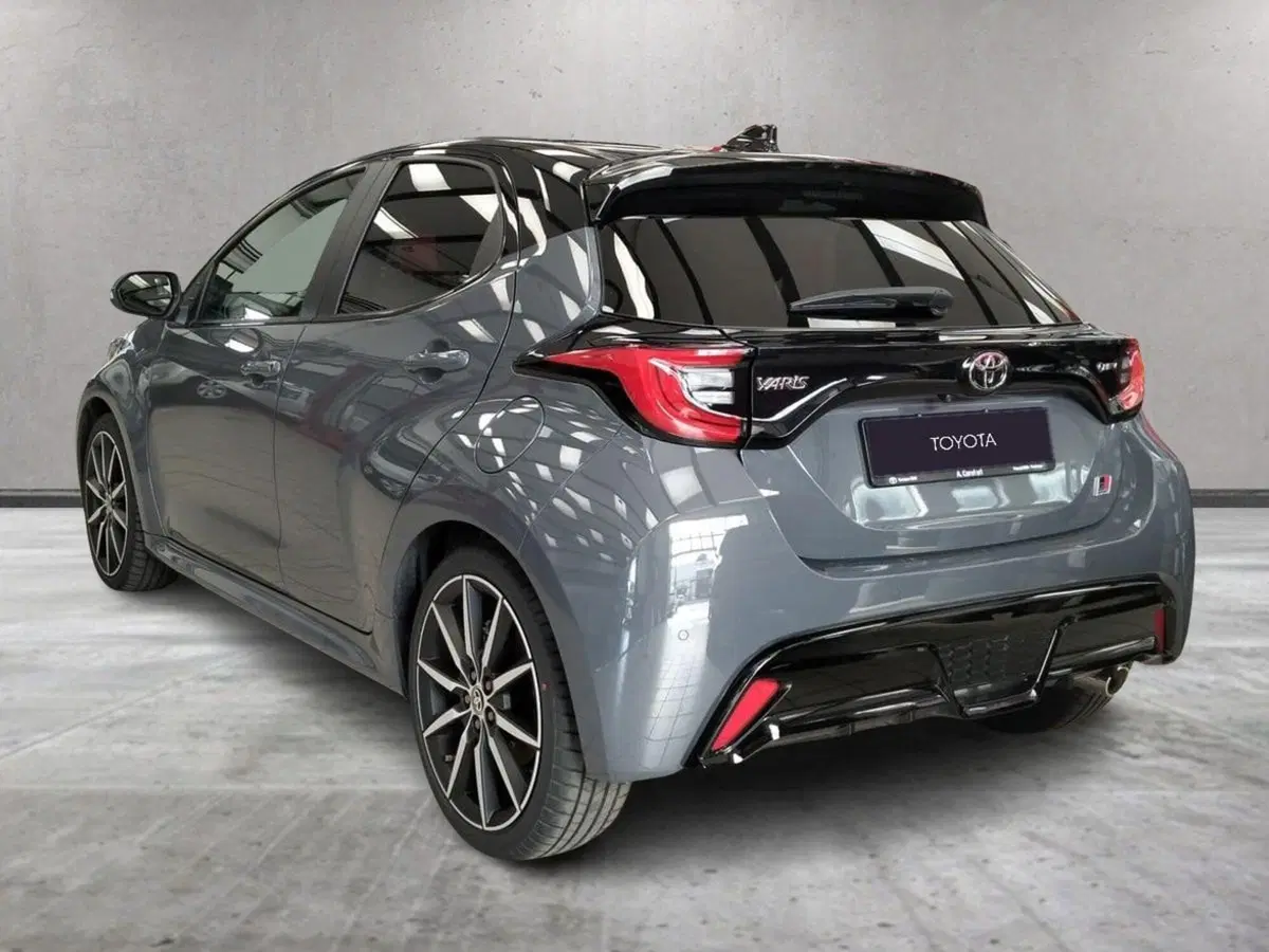Toyota Yaris GR Sport usata a Roma (4)