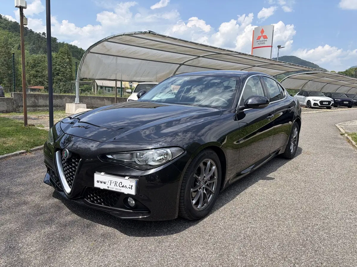 Alfa Romeo Giulia usata a La Spezia (3)
