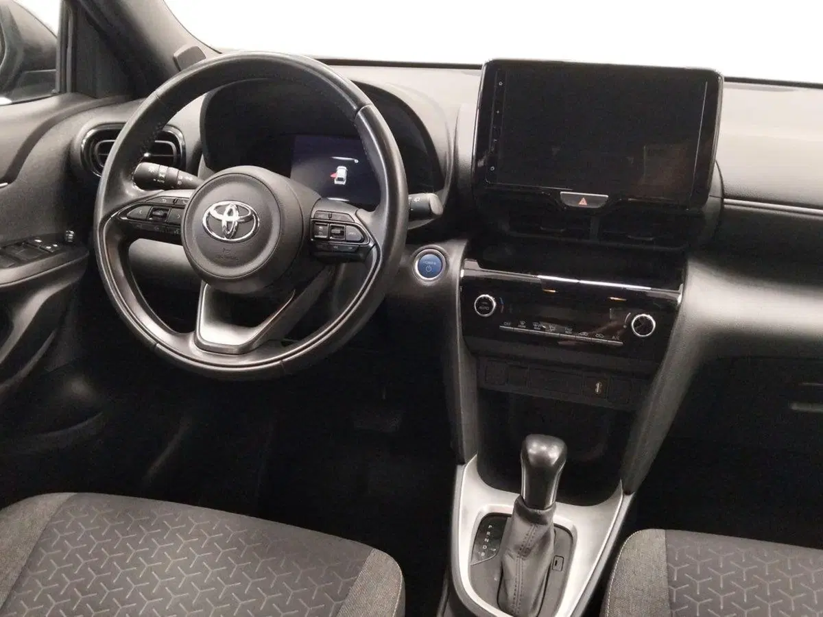 Toyota Yaris Cross usata a Roma (8)