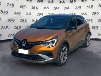 Renault Captur Full Hybrid E-Tech 145 CV RS Line del 2022 usata a Imola