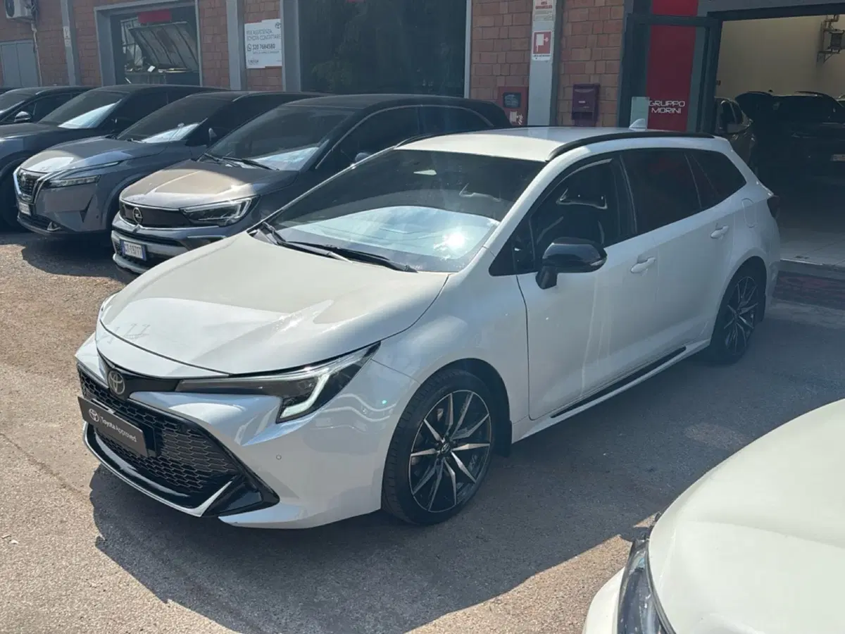 Toyota Corolla Touring Sports usata a Bologna (3)