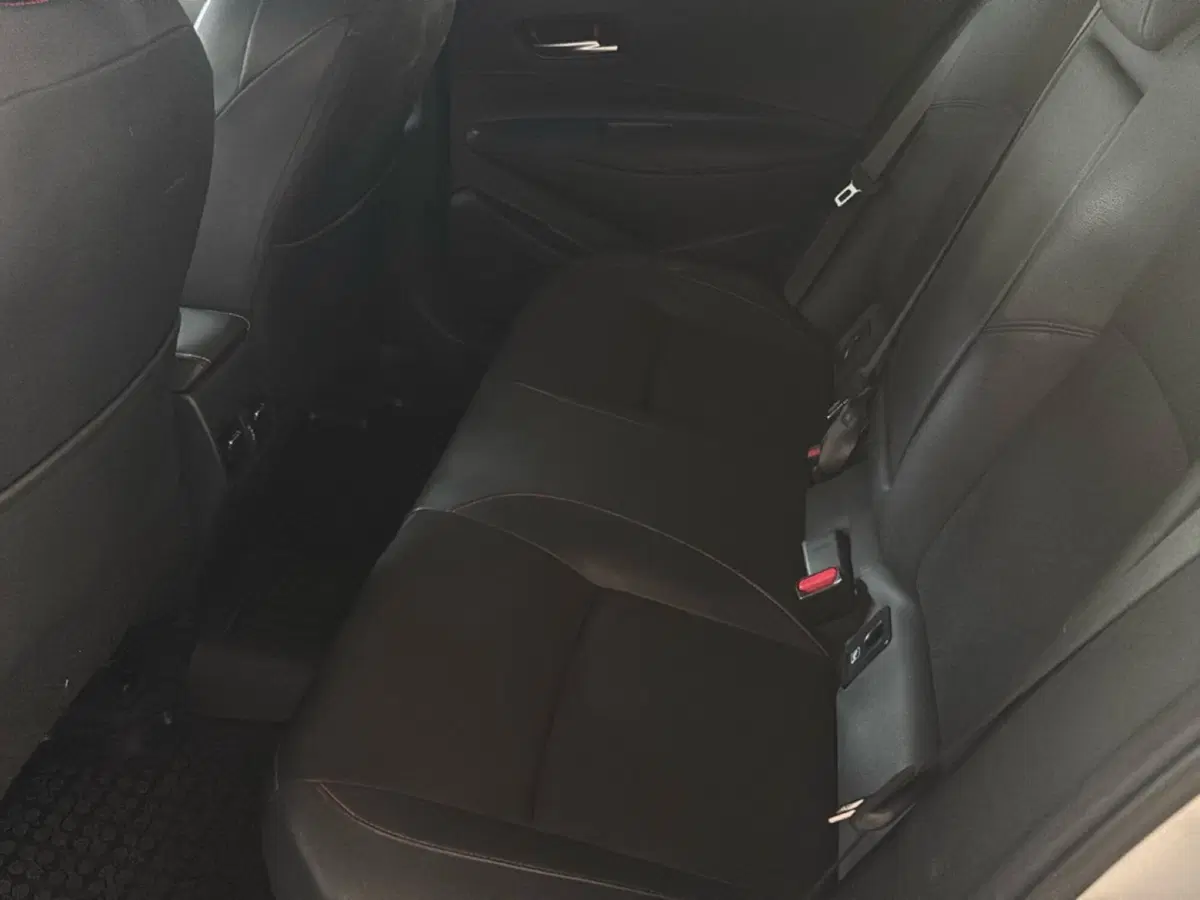 Toyota Corolla Touring Sports usata a Bologna (9)