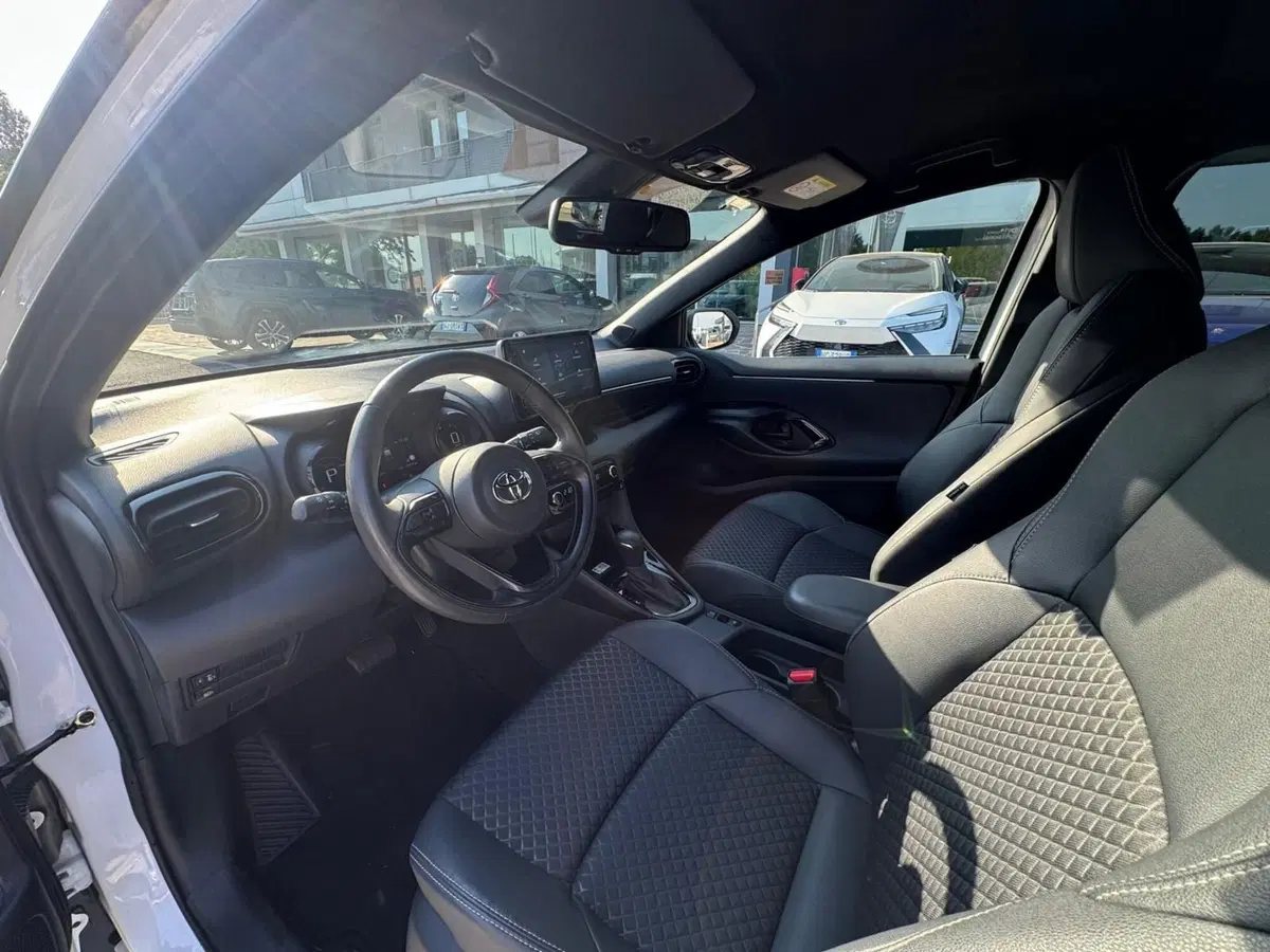 Toyota Yaris usata a Modena (11)