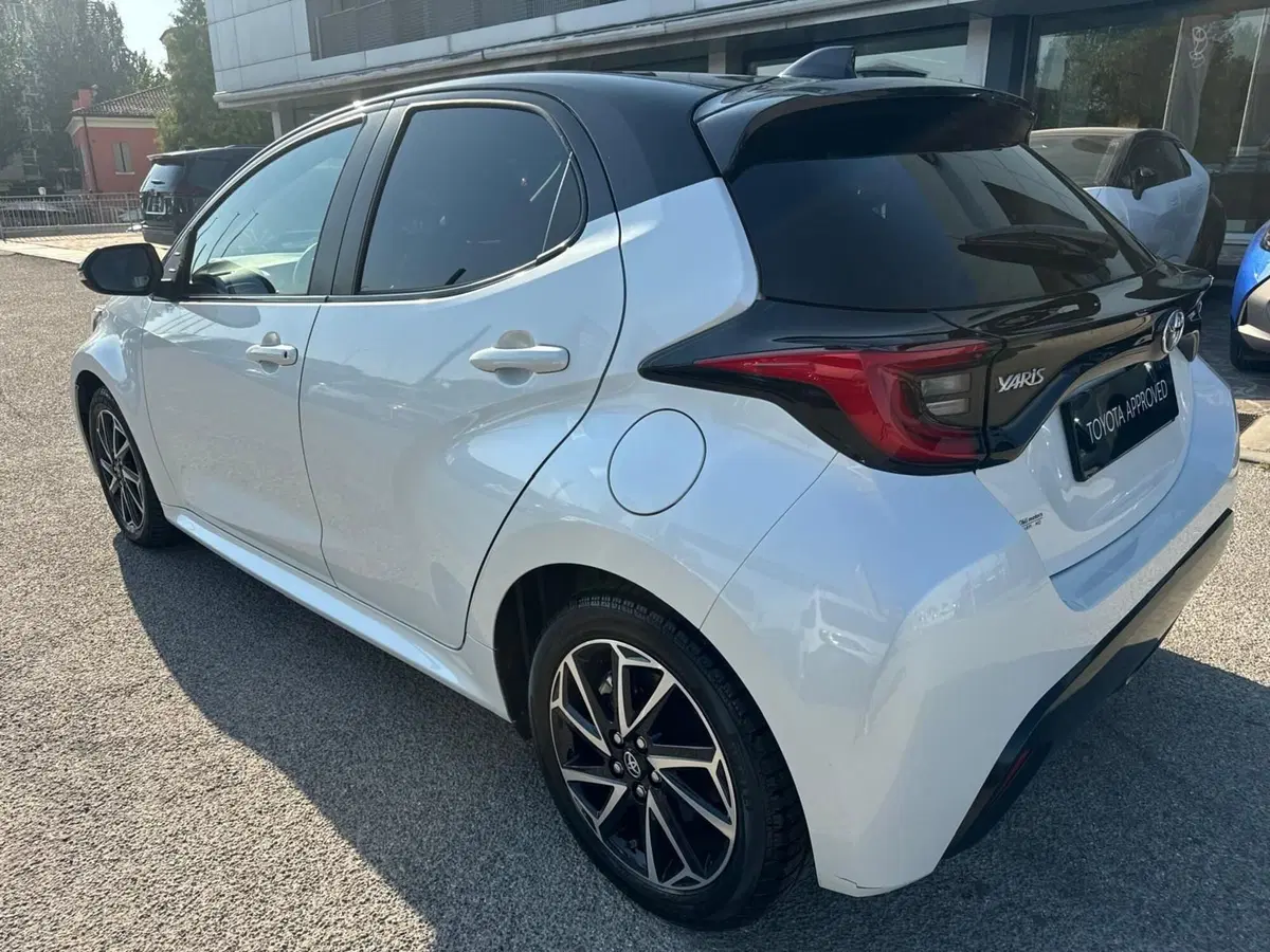 Toyota Yaris usata a Modena (8)