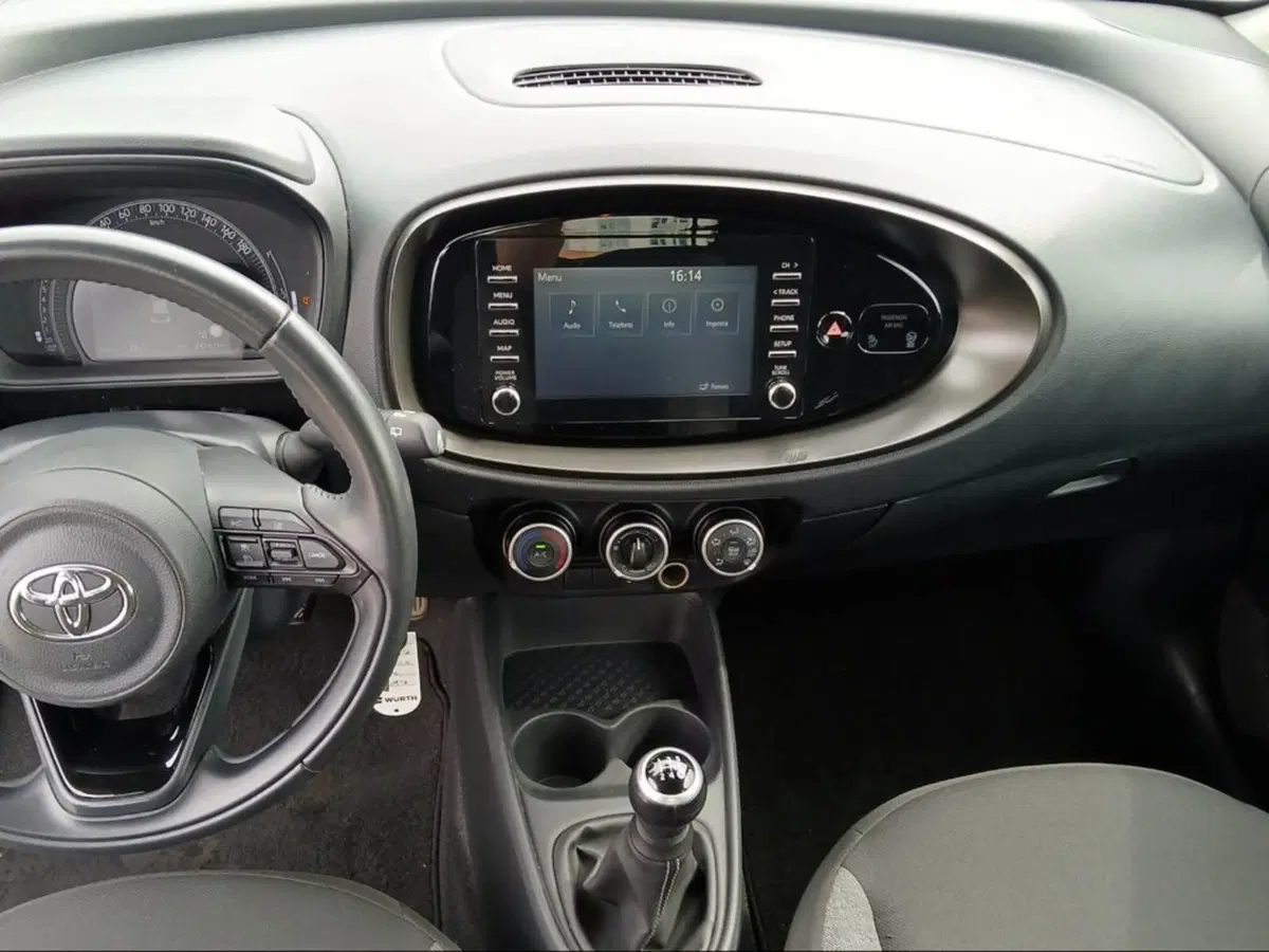 Toyota Aygo X usata a Firenze (9)