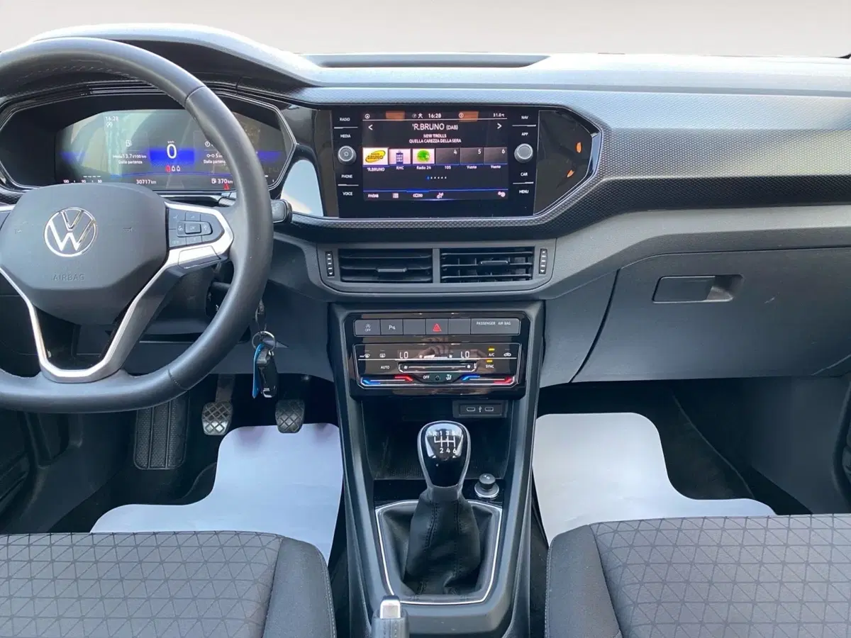 Volkswagen T-Cross usata a Bologna (11)