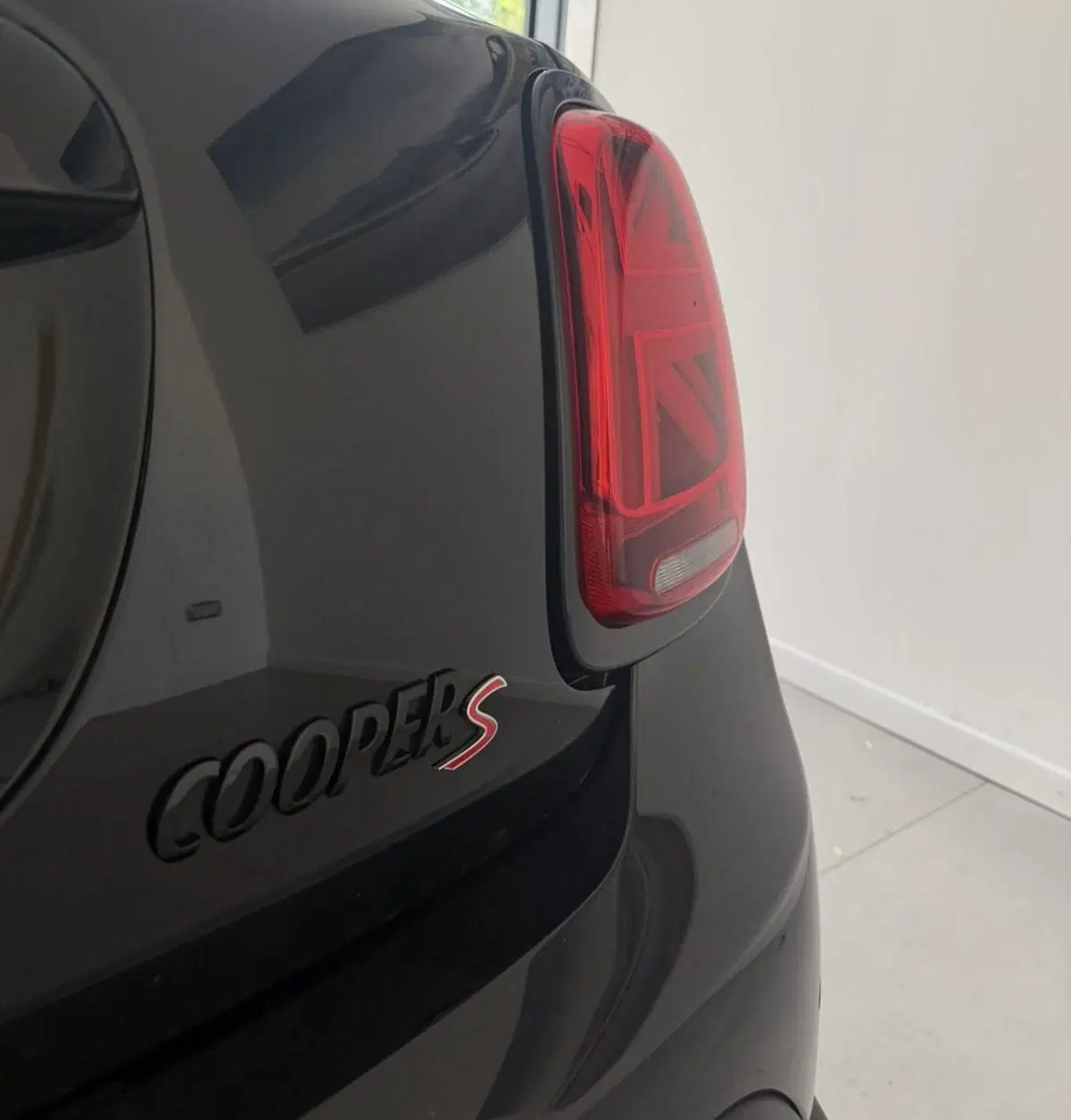 MINI Mini usata a Parma (17)