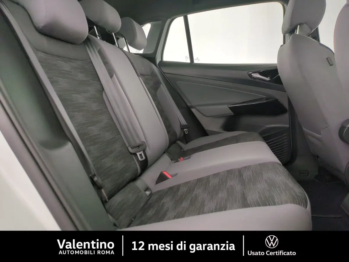 Volkswagen ID.4 usata a Roma (11)
