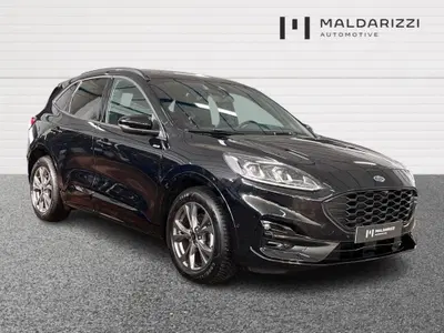 Ford Kuga 2.0 EcoBlue 120 CV aut. 2WD ST-Line X del 2023 usata a Foggia