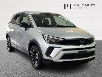Opel Crossland 1.2 Elegance s&amp;s 110cv del 2023 usata a Lecce