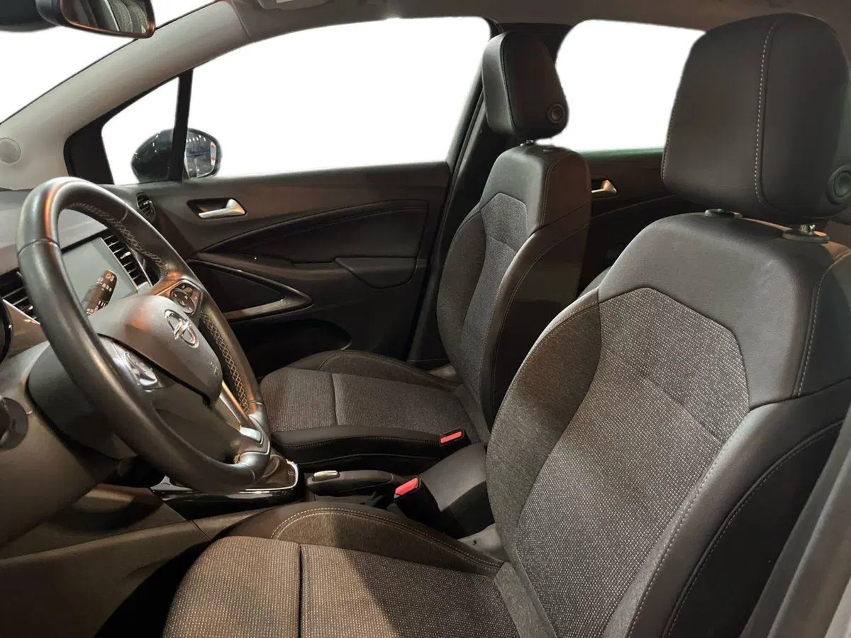 Opel Crossland usata a Lecce (7)