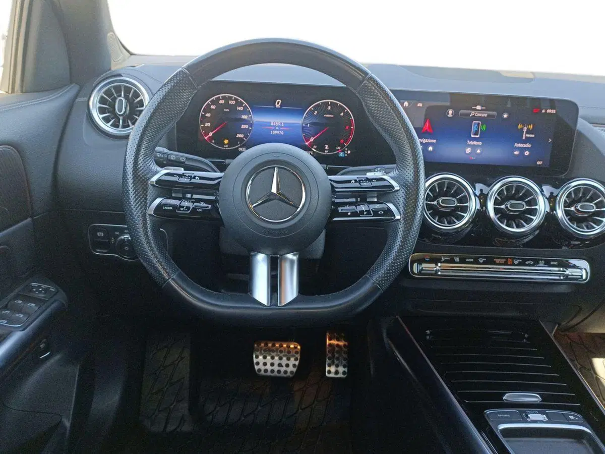 Mercedes-Benz GLA SUV usata a Lecce (11)