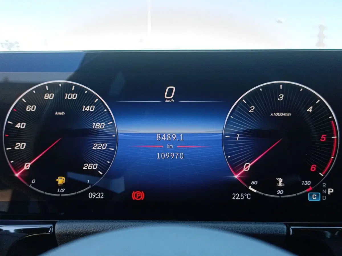 Mercedes-Benz GLA SUV usata a Lecce (13)