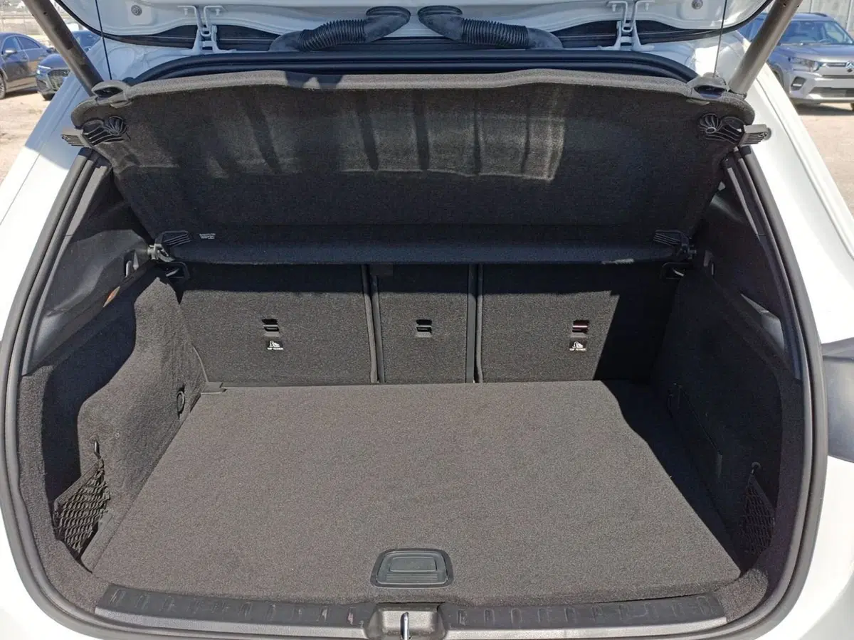 Mercedes-Benz GLA SUV usata a Lecce (8)