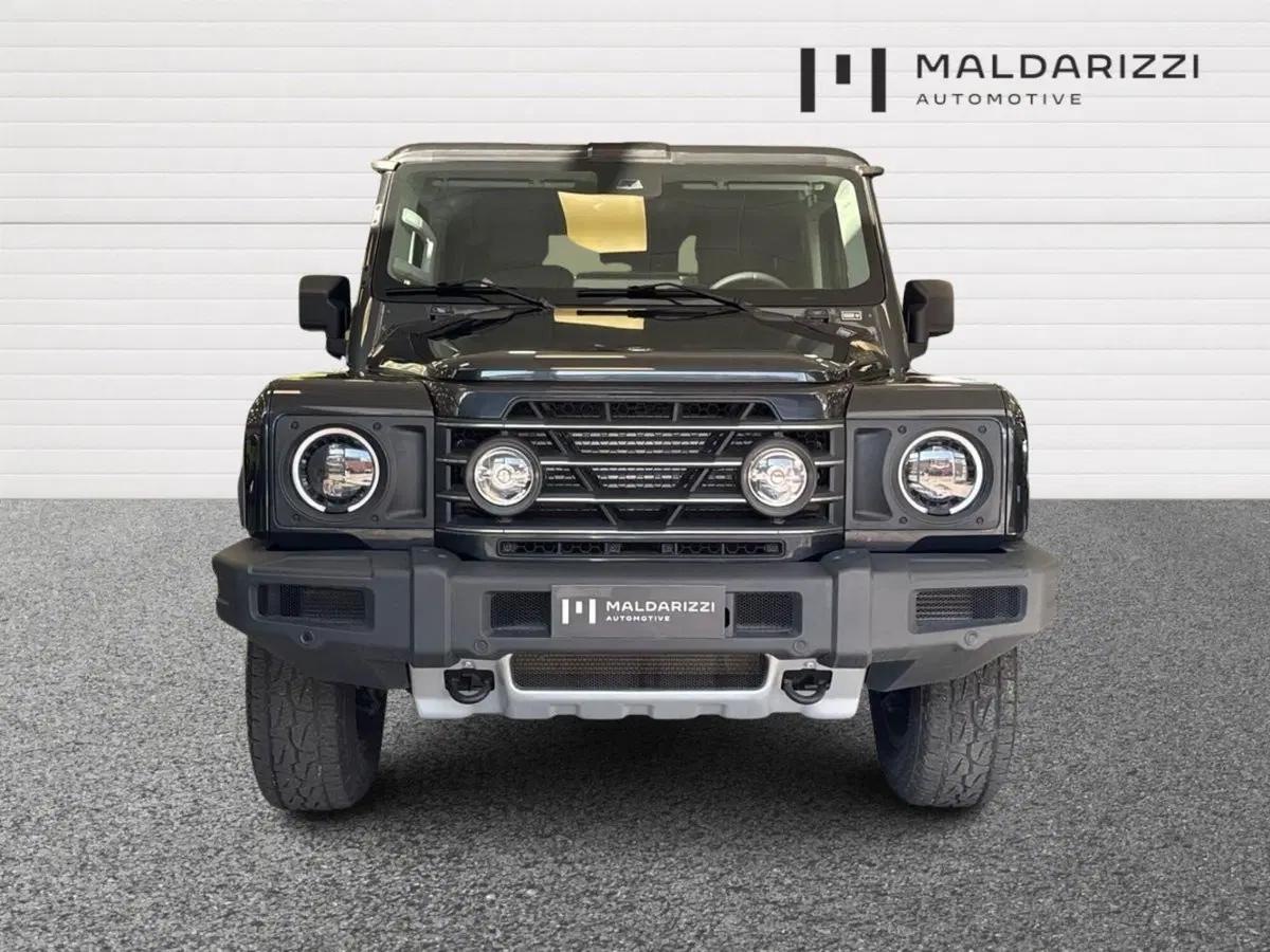 Ineos Grenadier Pick-up nuova a Bari (2)
