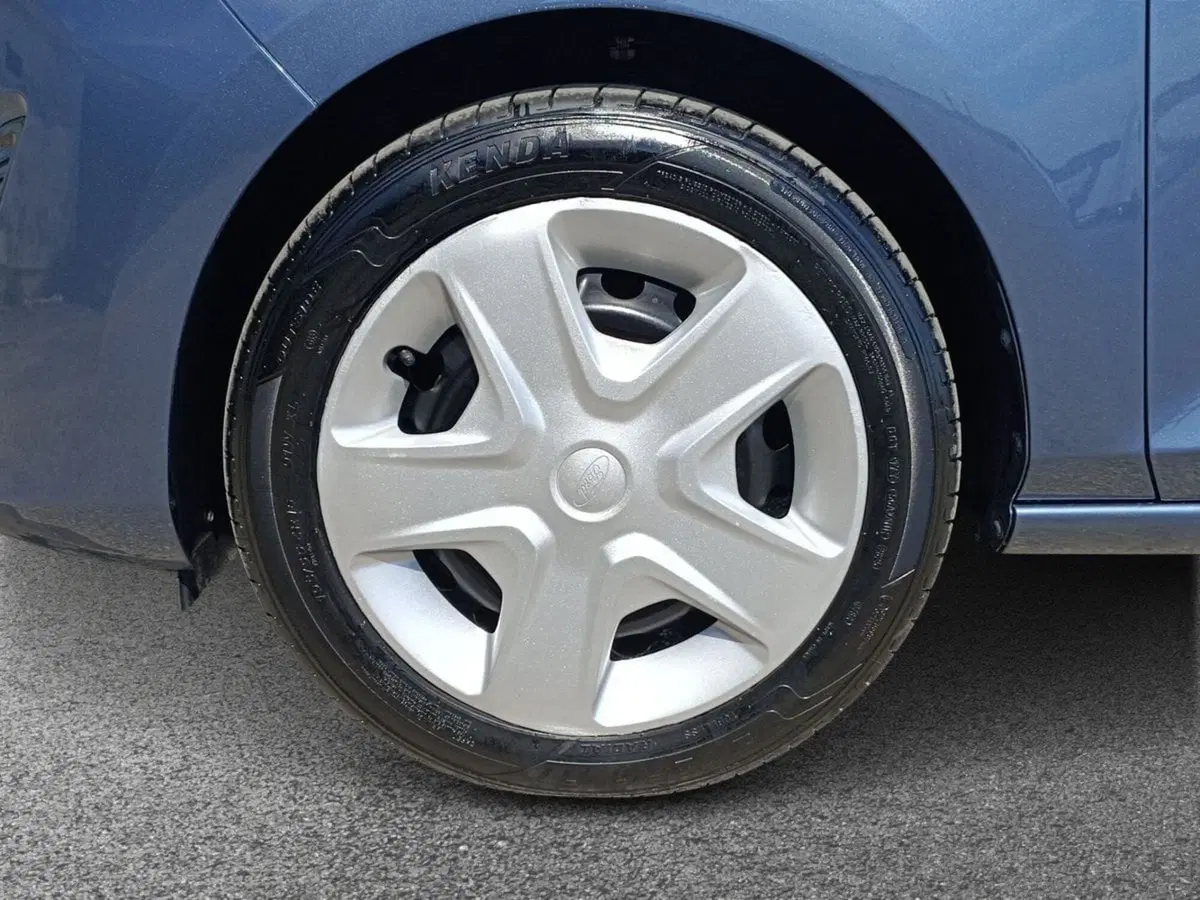 Ford Fiesta usata a Bari (6)