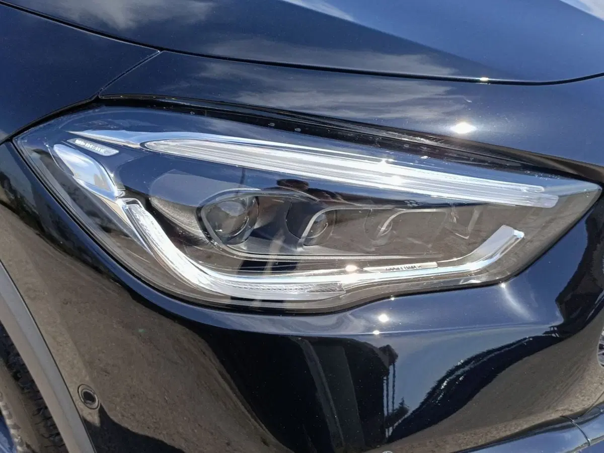Mercedes-Benz GLA SUV usata a Bari (7)