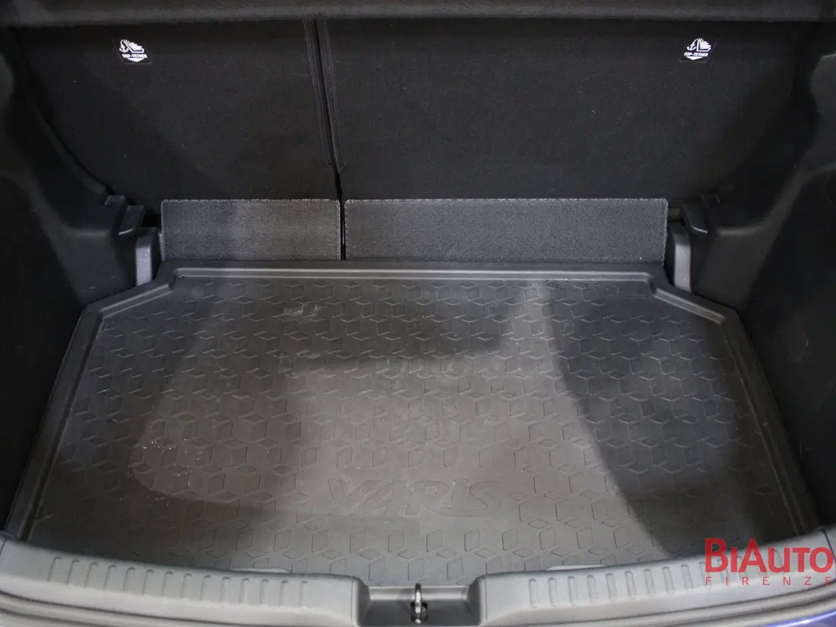 Toyota Yaris usata a Firenze (9)