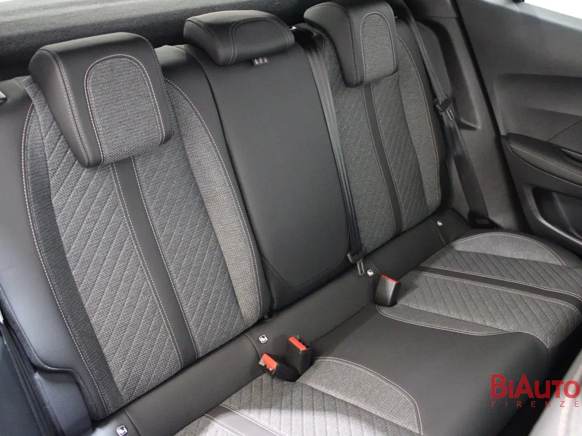 Peugeot 2008 usata a Firenze (7)