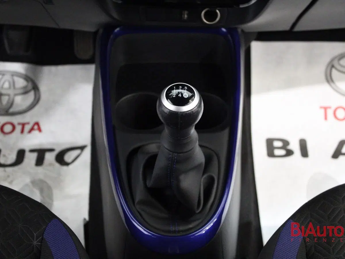 Toyota Aygo X usata a Firenze (16)