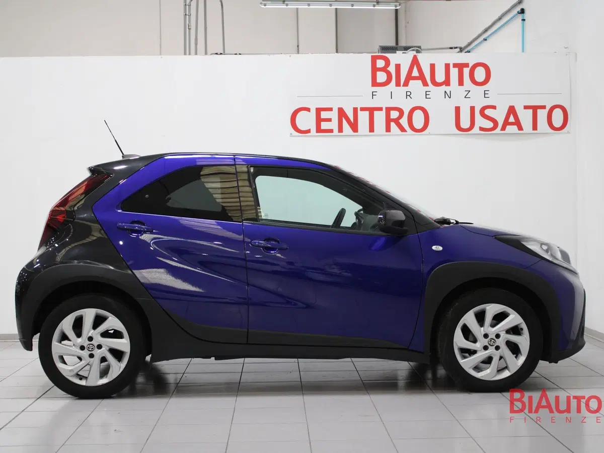 Toyota Aygo X usata a Firenze (20)