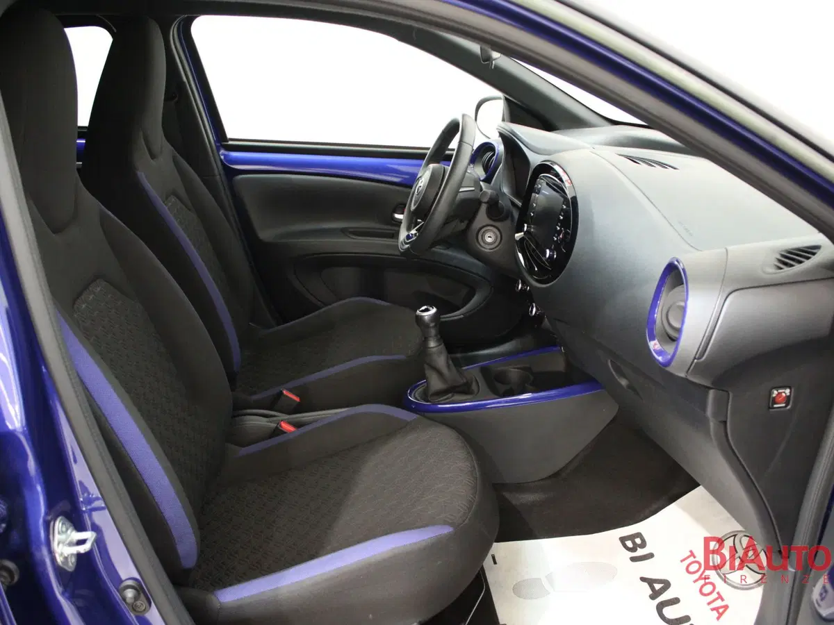 Toyota Aygo X usata a Firenze (7)