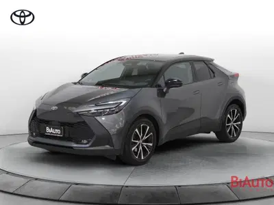 Toyota Toyota C-HR 1.8 hev Trend fwd e-cvt del 2024 usata a Sesto Fiorentino