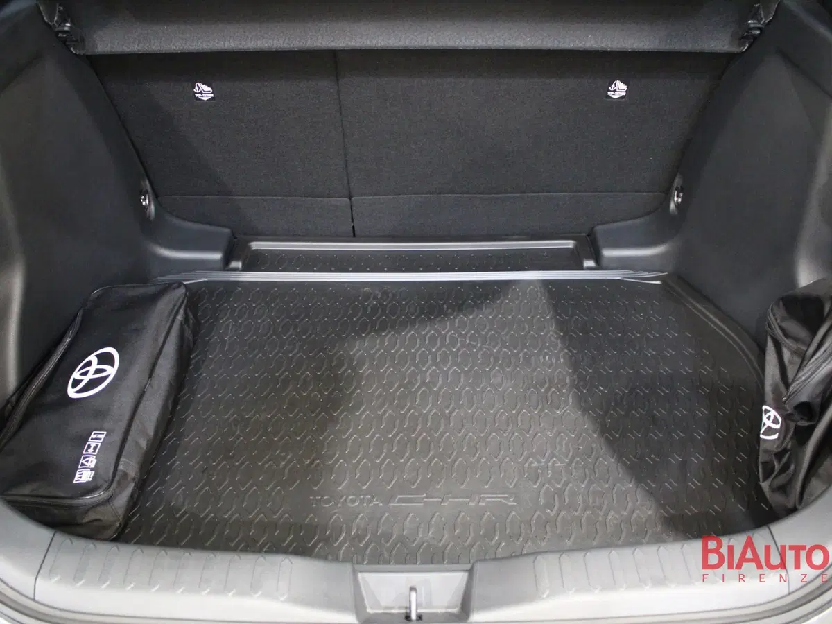 Toyota Toyota C-HR usata a Firenze (8)