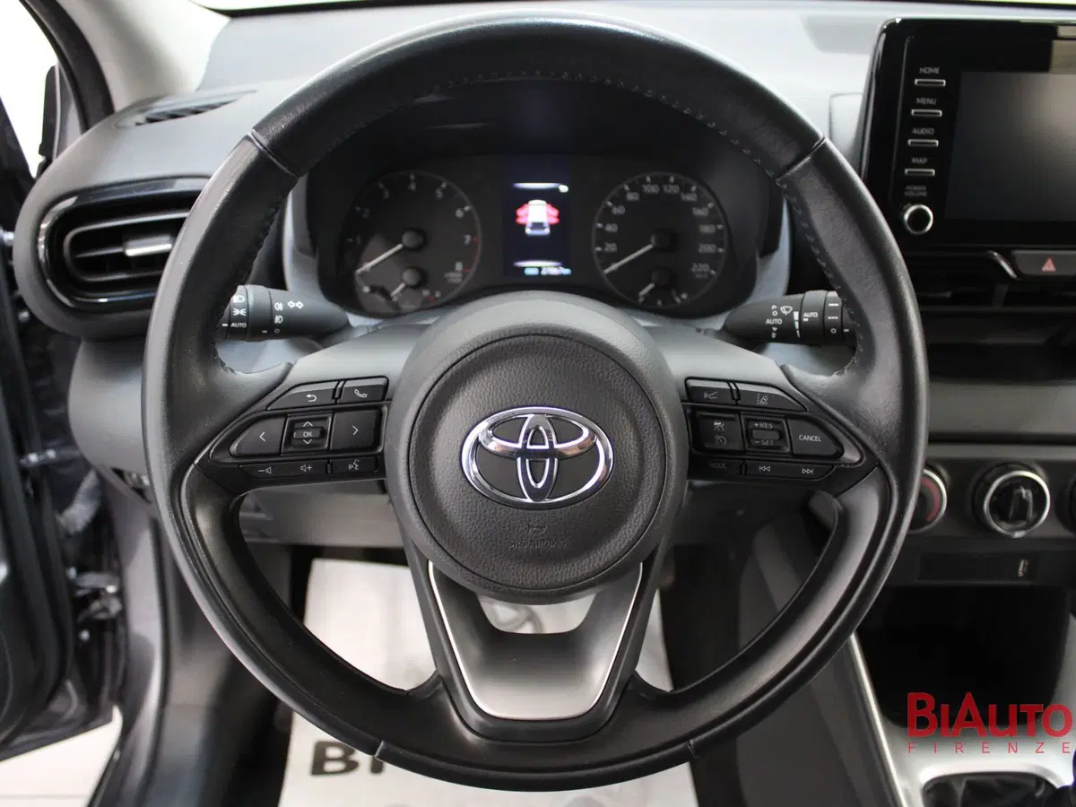 Toyota Yaris usata a Firenze (11)