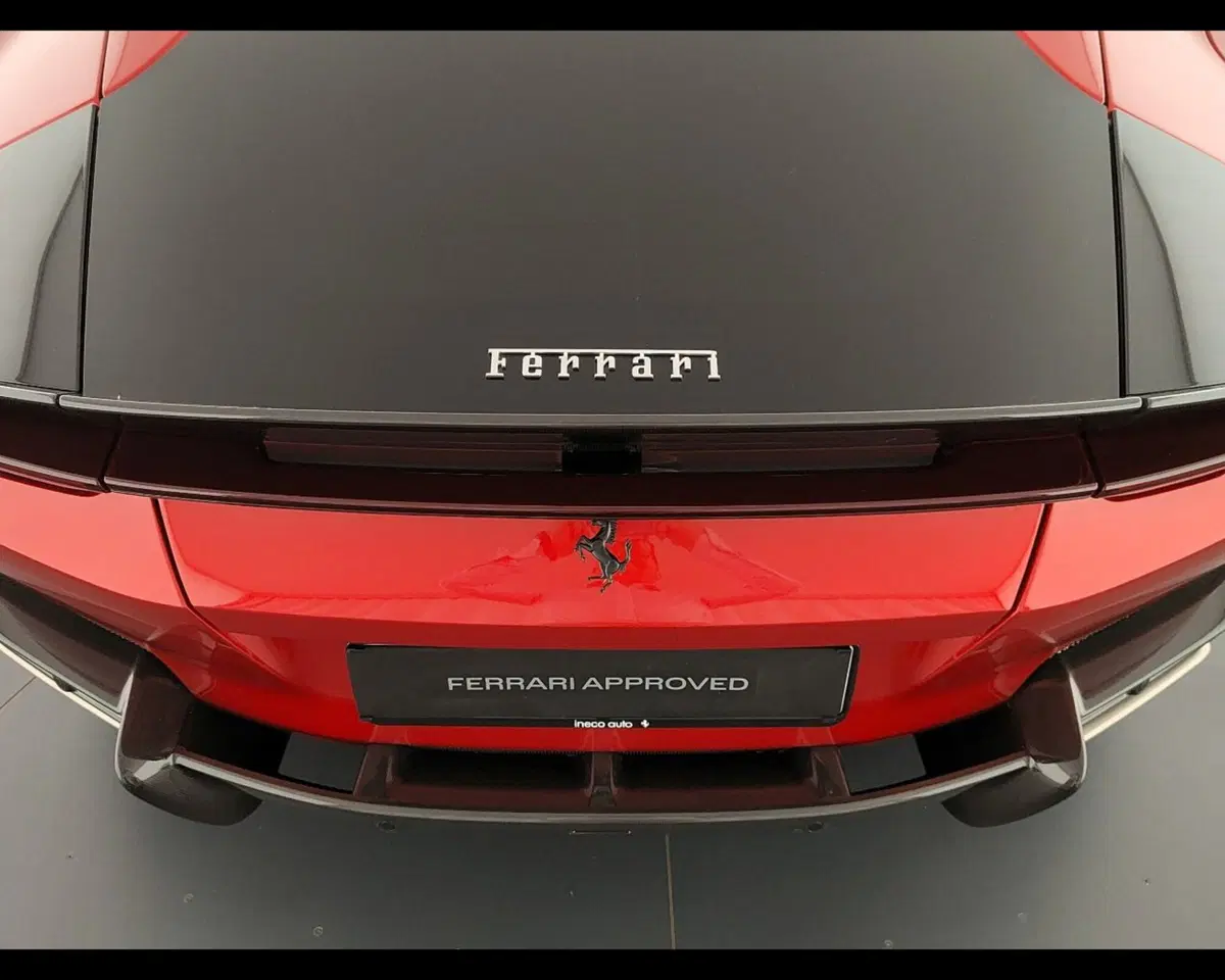 Ferrari 12Cilindri Coupé usata a Verona (17)