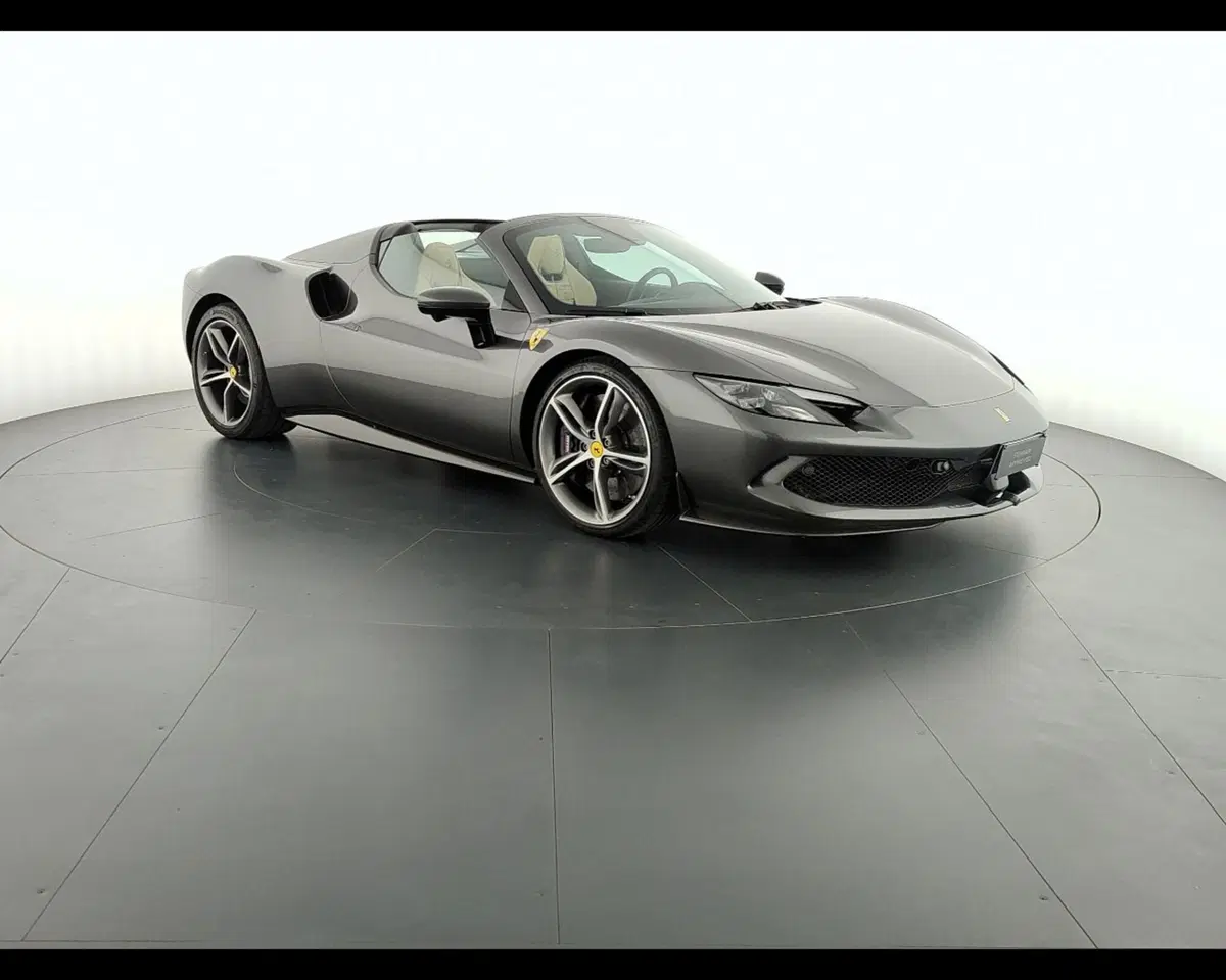 Ferrari 296 Spider usata a Verona (10)