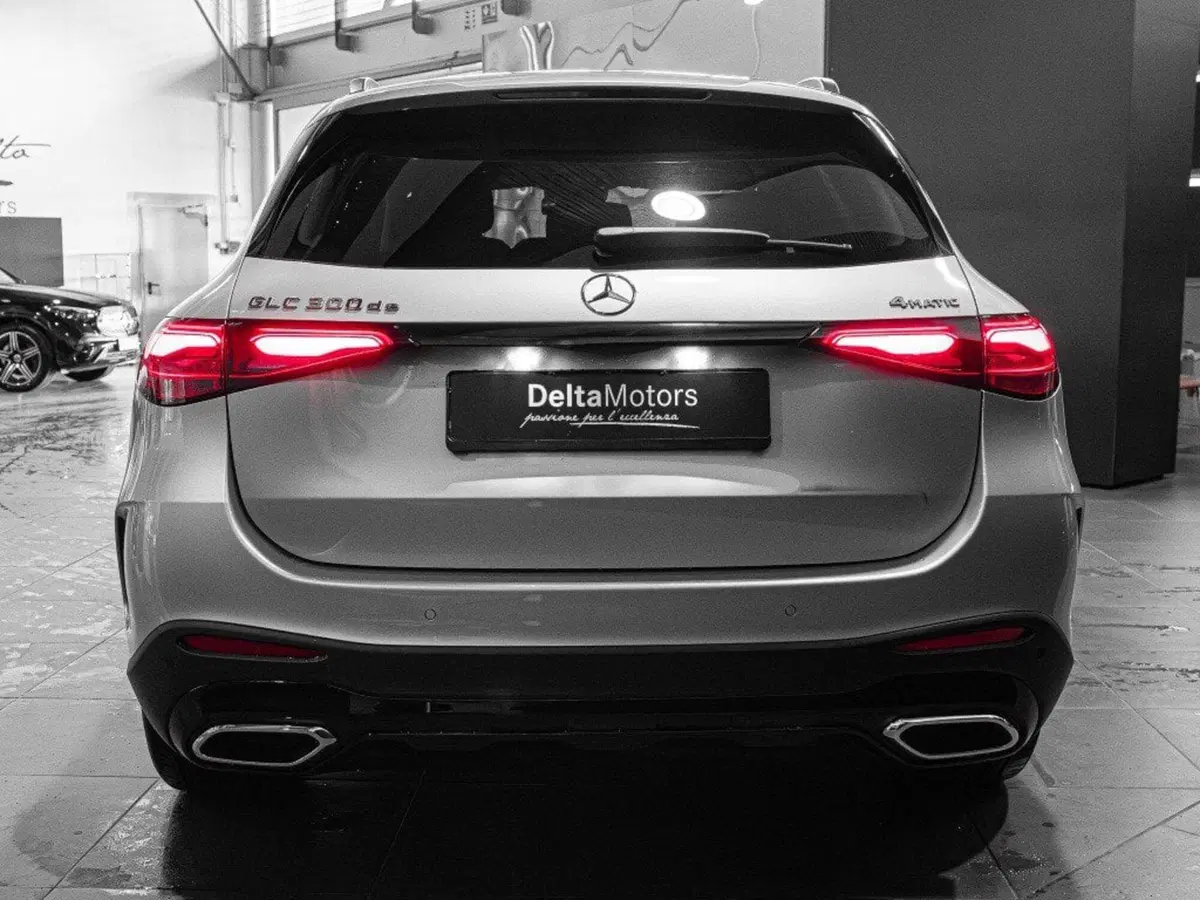 Mercedes-Benz GLC Coupé nuova a Rimini (3)